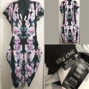 City Chic plus Sz xxl 24 asymmetrical Zipper dress